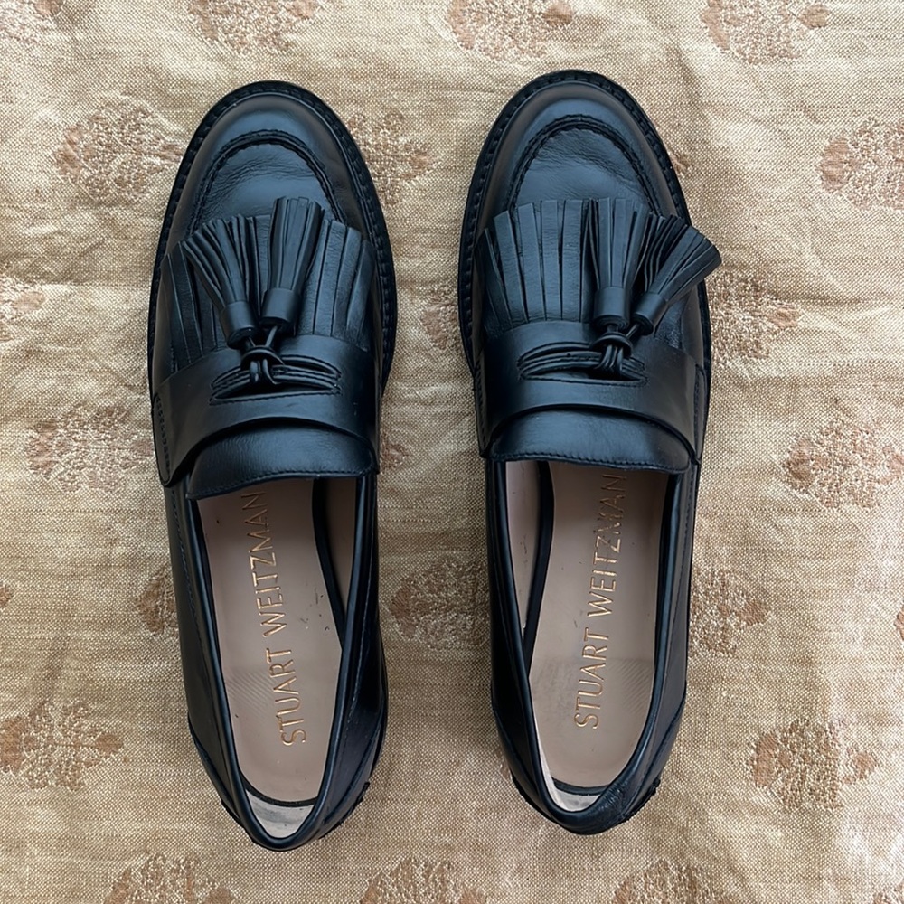 Stuart Weitzman Shoes Women’s 9AA Black Tassel Loafers Leather Kiltie